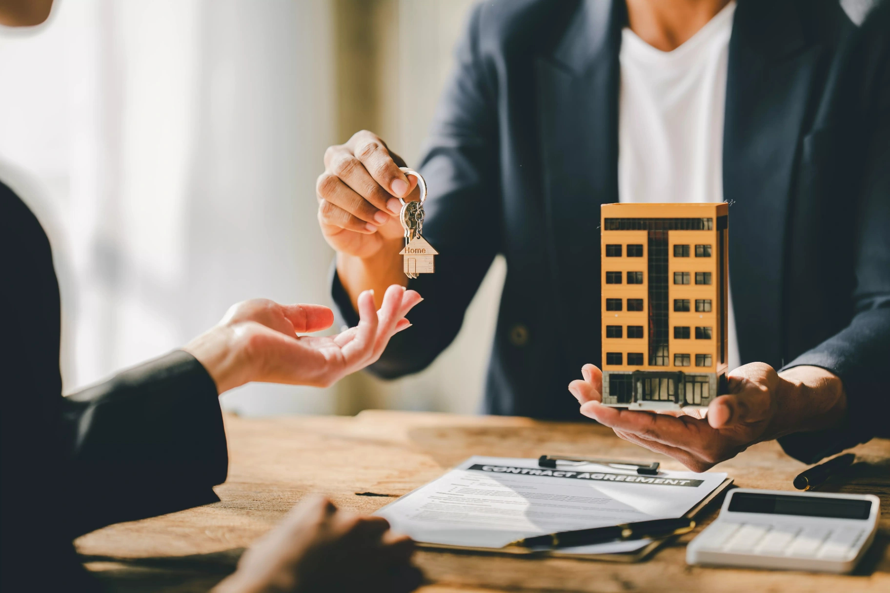 Saiba como começar a investir no setor imobiliário